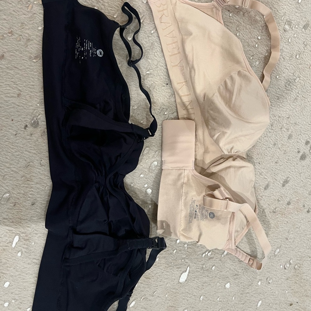 Kindred Bravely Pumping / Nursing bra (size small) - Black and Cream Bras